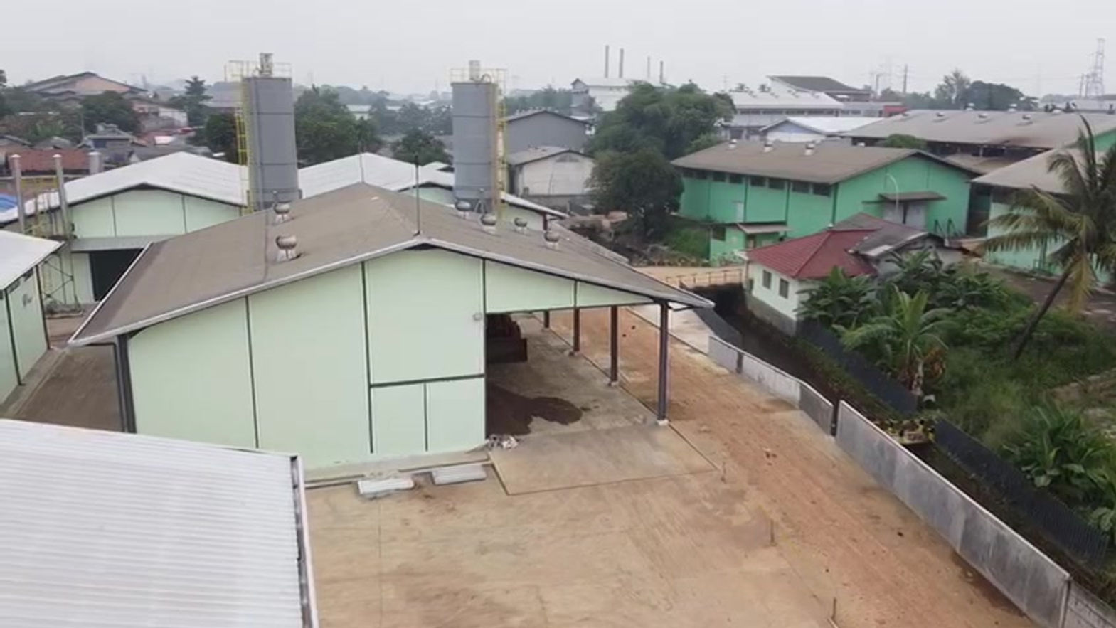 Work Of Concrete Block Factory